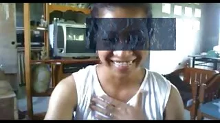 Người phim xet ko che đẹp các chất béo trước máy quay