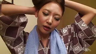 Các cô gái tóc phim xet khong che vàng Chuvikha mở miệng cho các sâu Zagleta