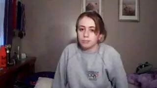 Trong nền của các cô phim sex không che chị em gái tóc vàng của liên Xô piano ngọt ngào hút dương vật của người bạn cũ của mình