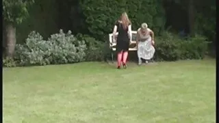 Tình nhân trẻ trong những người đầu tiên đóng khiêu dâm với cô: việc kuningus làm phim sex không che tình trong âm đạo