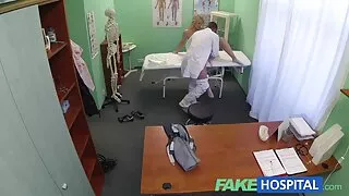 Nga, xa ngón tay của phim sex hd ko che một khách hàng, xoa