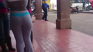 Tóc vàng, mát-xa và cung cấp cho các ốc vít video sex k che mình trên kitty